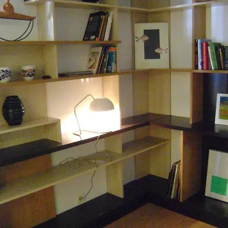 Modern And Spacious In 리스본
